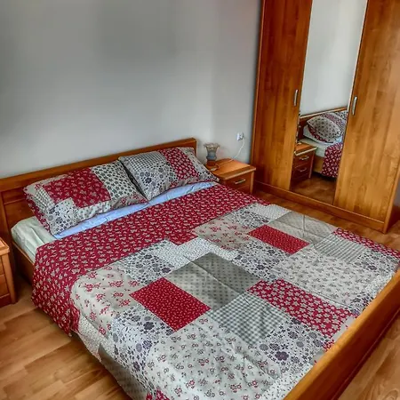 Sea View Apartment, Panorama, Pools And Beach, * Święty Włas