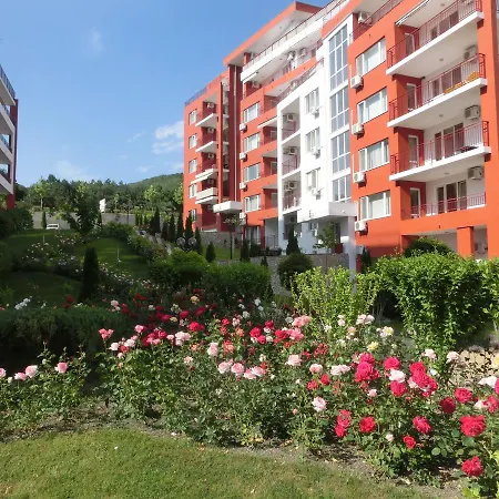 Sea View Apartment, Panorama, Pools And Beach, Apartman