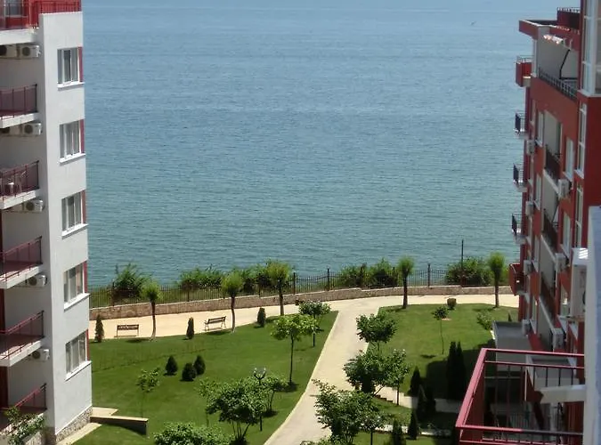 Sea View Apartment, Panorama, Pools And Beach, Szveti Vlasz